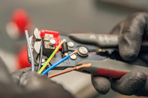 Best Electric Panel Repair  in Campbell, OH